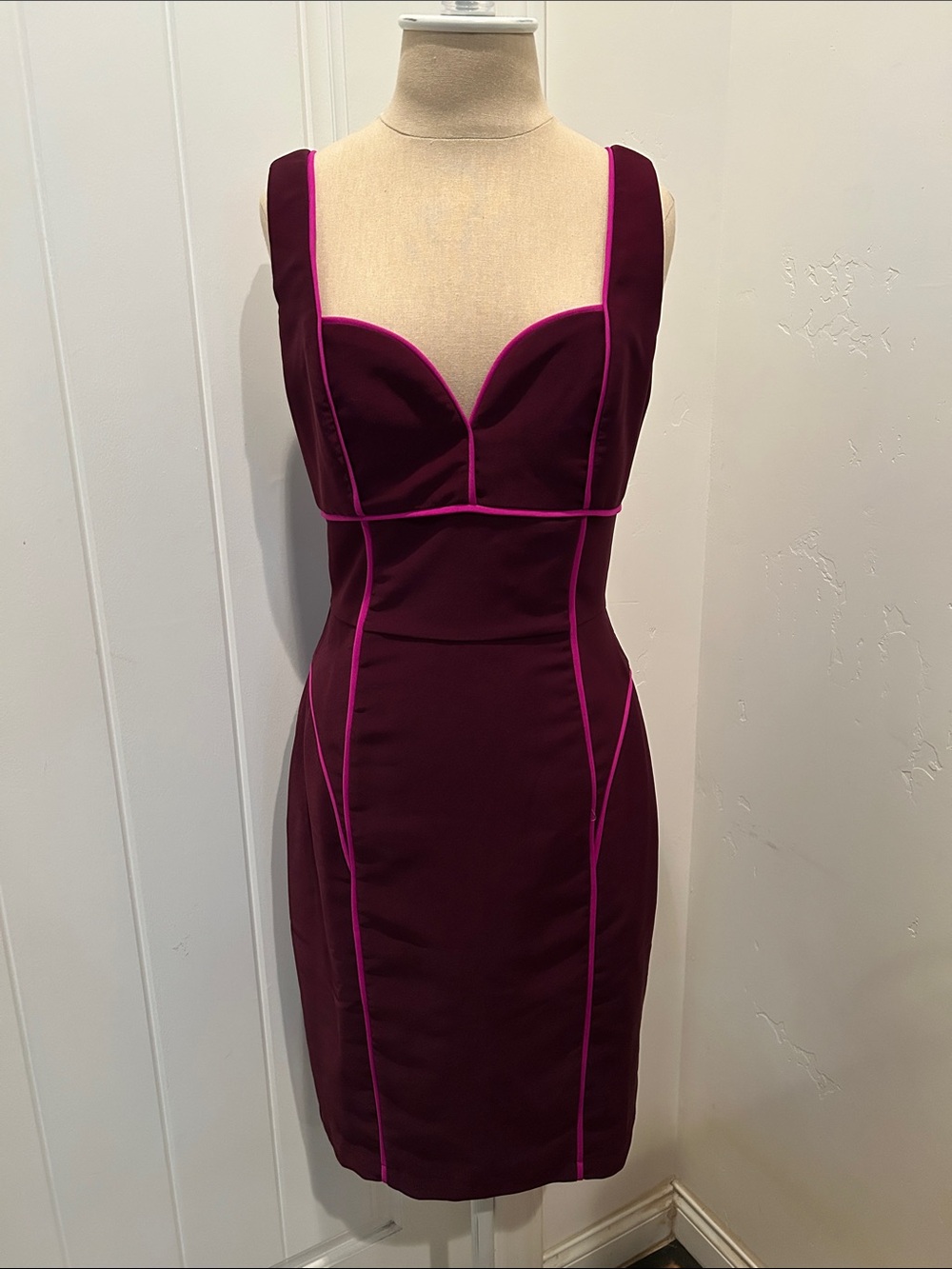 Adelyn Rae Korina Sleeveless Cocktail Dress